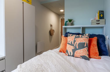 Gold En Suite, The Refinery, Bingley Street, University Of Leeds, Leeds - Image 3